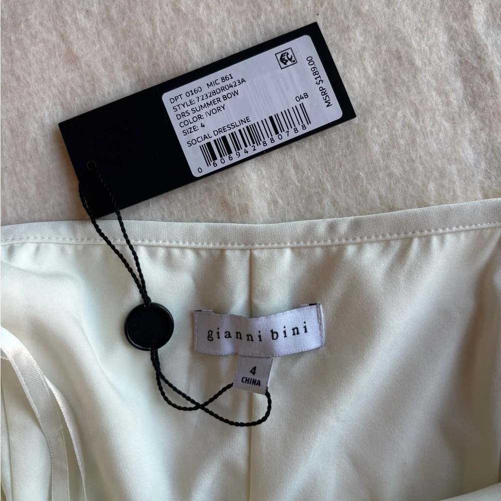 Gianni Bini Cream Mini Dress - Picture 6 of 6